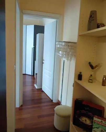 Azzurra - 850 M Al Mare - 75 Mq - Balconata Vivibile - Wi-fi - Pay Tv Gratis - Posteggio Auto Condominiale Non Assegnato * Rapallo